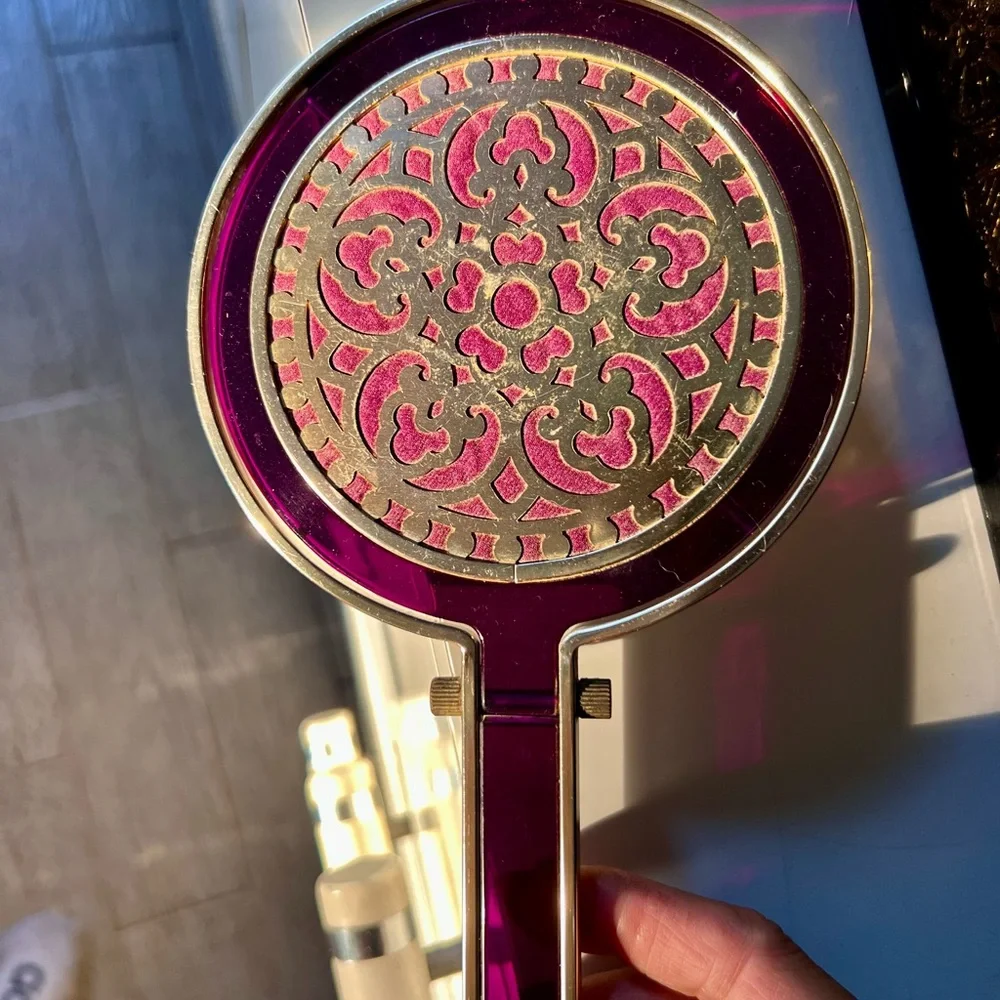 Shiseido vintage hand mirror in excellent condition